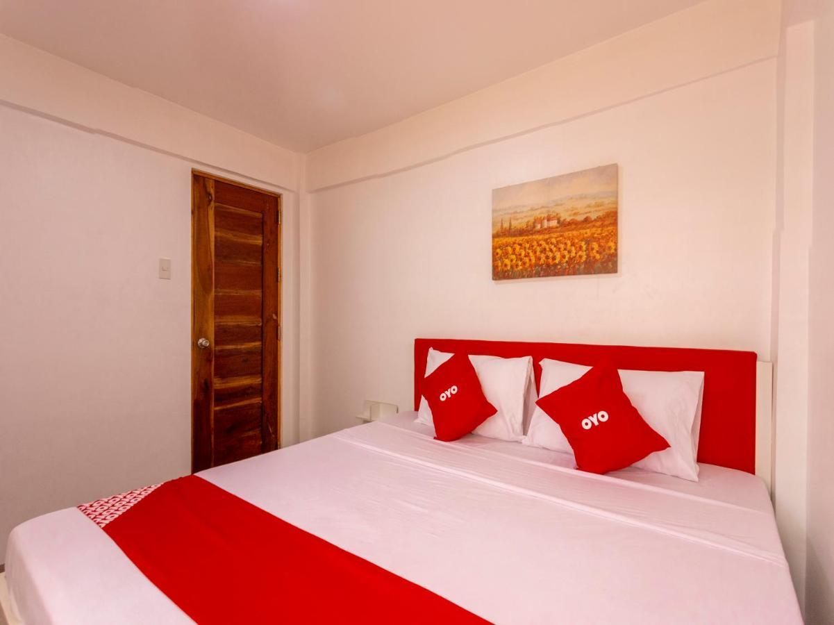 Capital O 806 Pattaui Residences Taguig Extérieur photo